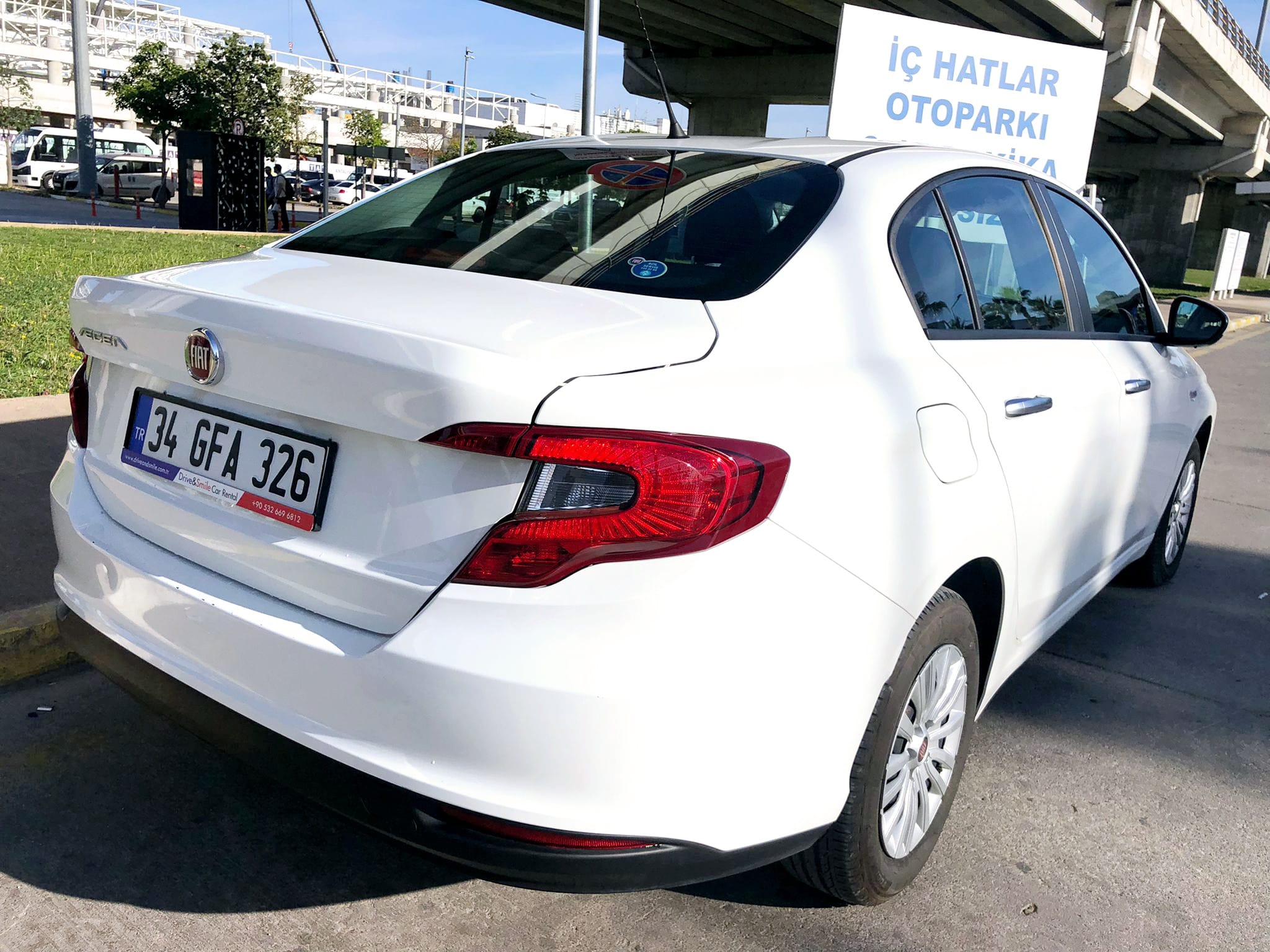 Antalya Havalimanı Otomatik Araç Kiralama